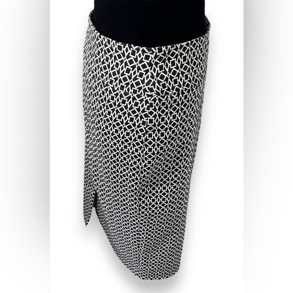 SOHO APPAREL LTD. Black & White Stretchy Pencil Skirt M - Picture 5 of 10